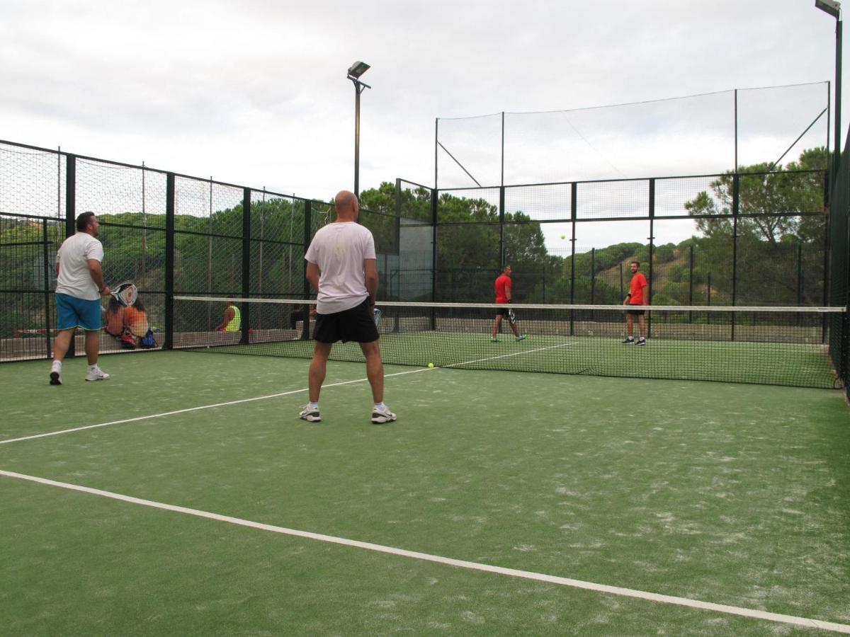 Camping Roca Grossa Calella Buitenkant foto