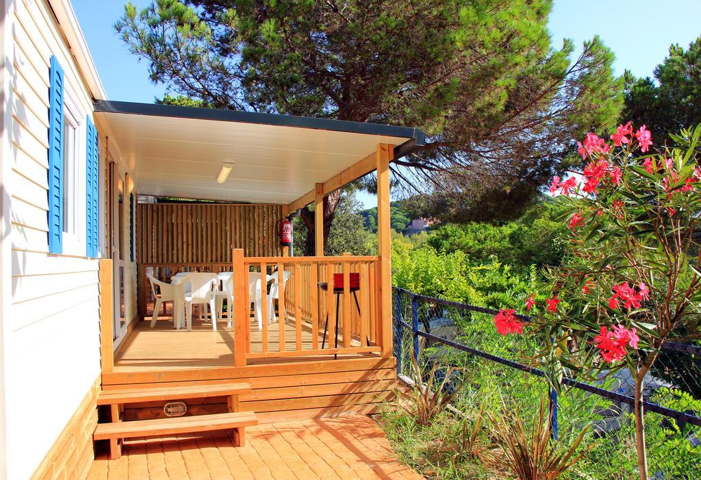 Camping Roca Grossa Calella Kamer foto