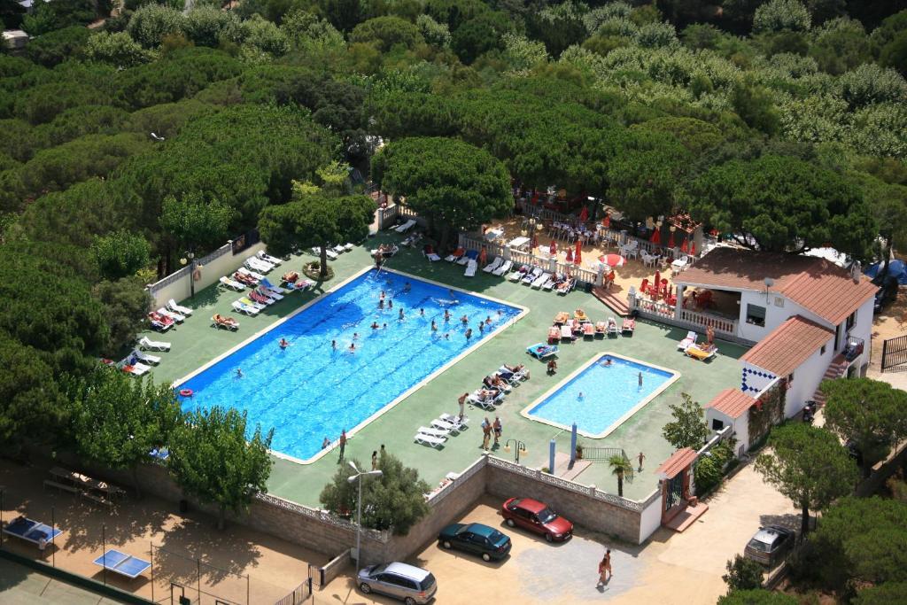 Camping Roca Grossa Calella Buitenkant foto