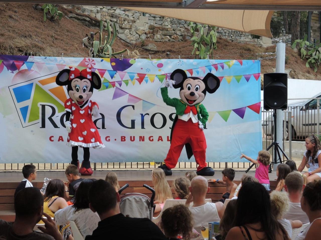 Camping Roca Grossa Calella Buitenkant foto