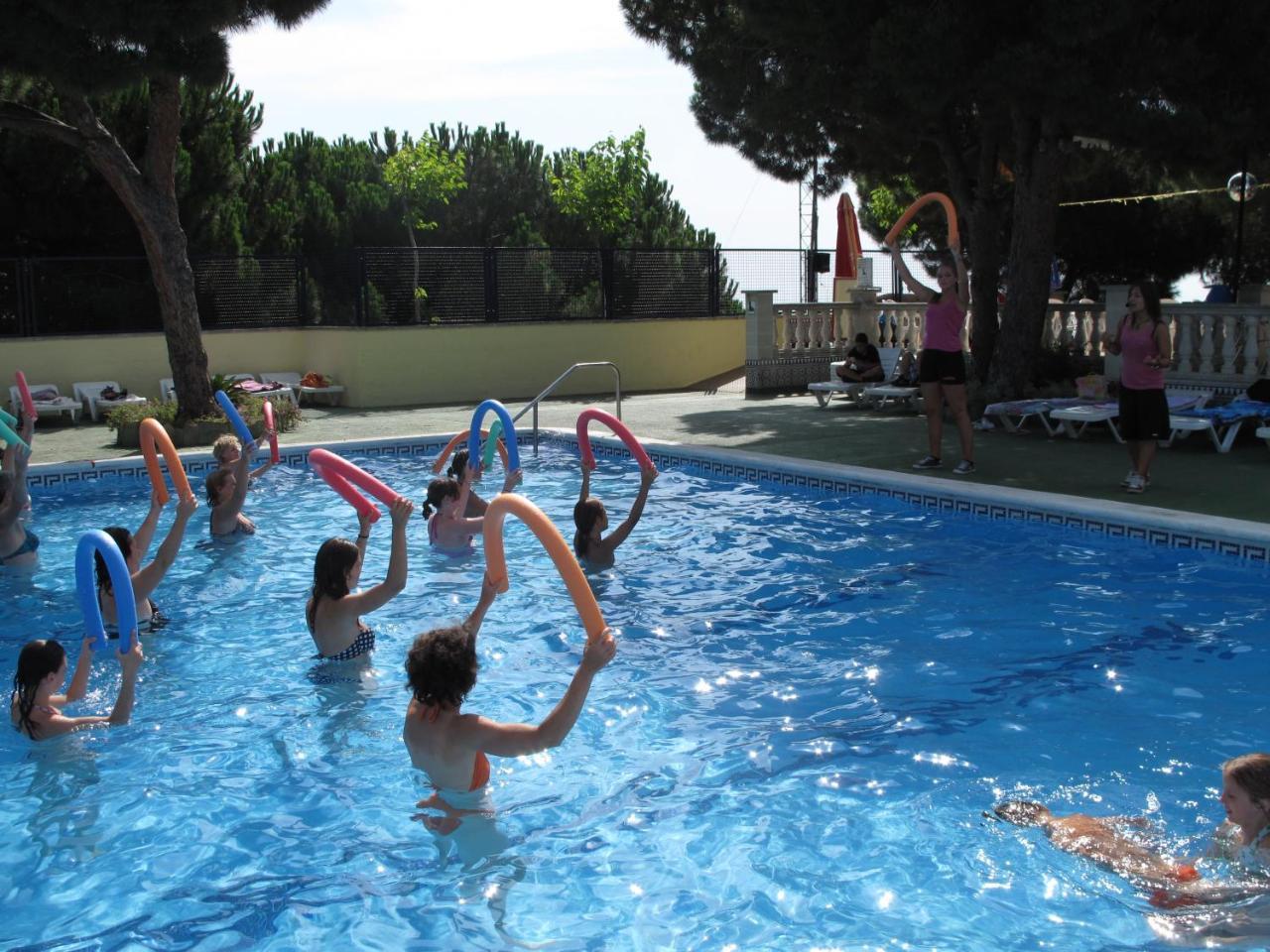 Camping Roca Grossa Calella Buitenkant foto